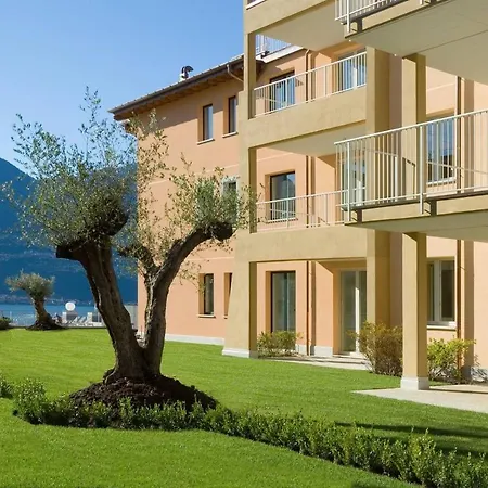 Lake Maggiore 2 Bedroom With Pool Appartamento Maccagno